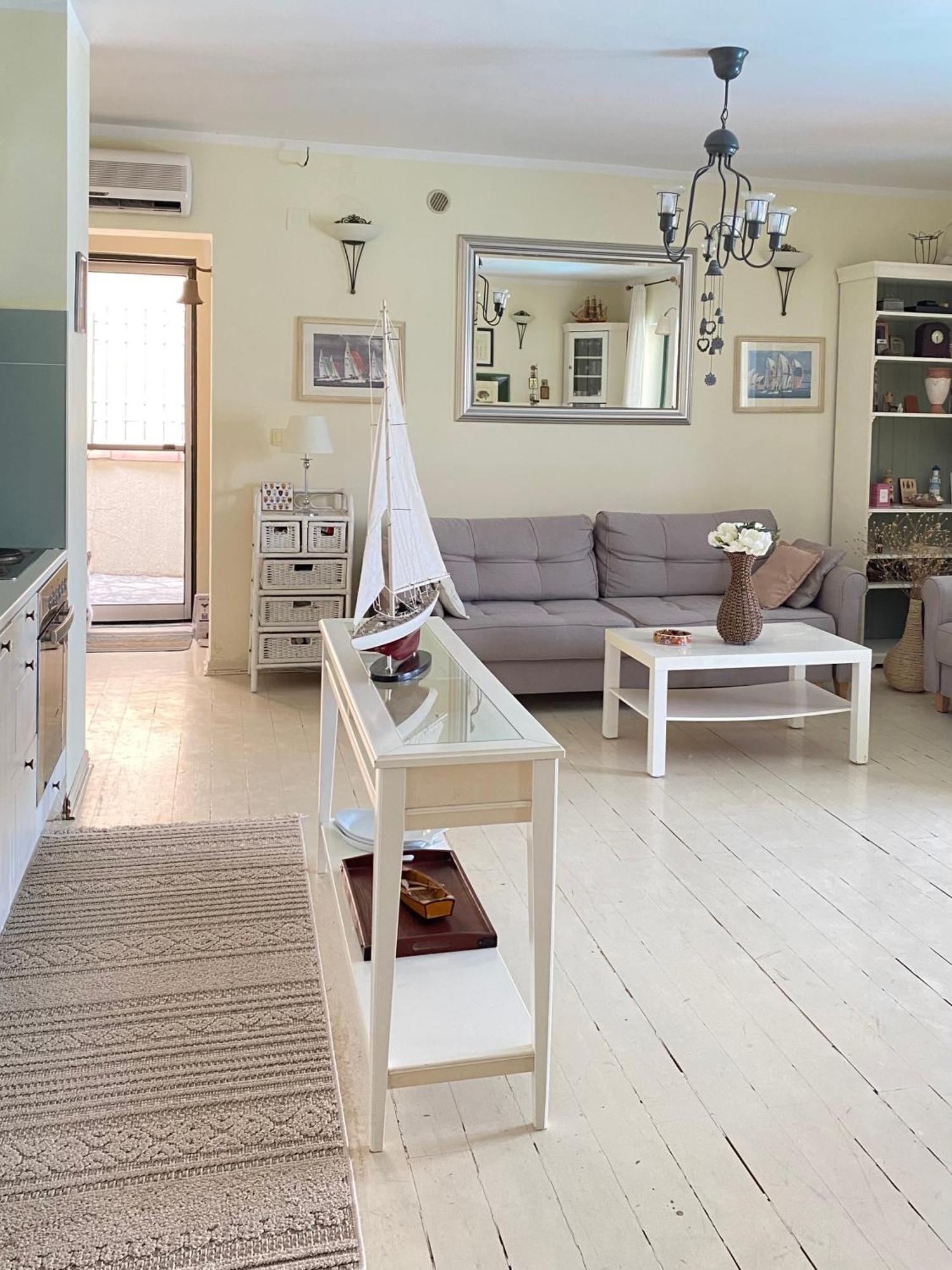 Apartment Tri Kiparisa Tivat Eksteriør billede